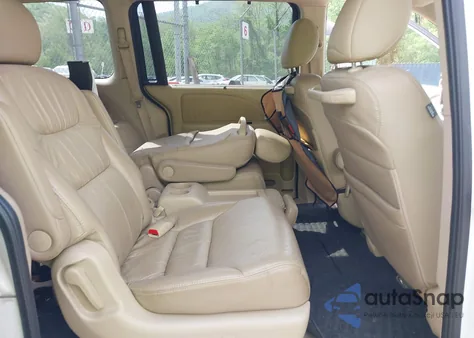 2010 Honda Odyssey Touring z USA, uszkodzony, nr VIN 5FNRL3H90AB039449